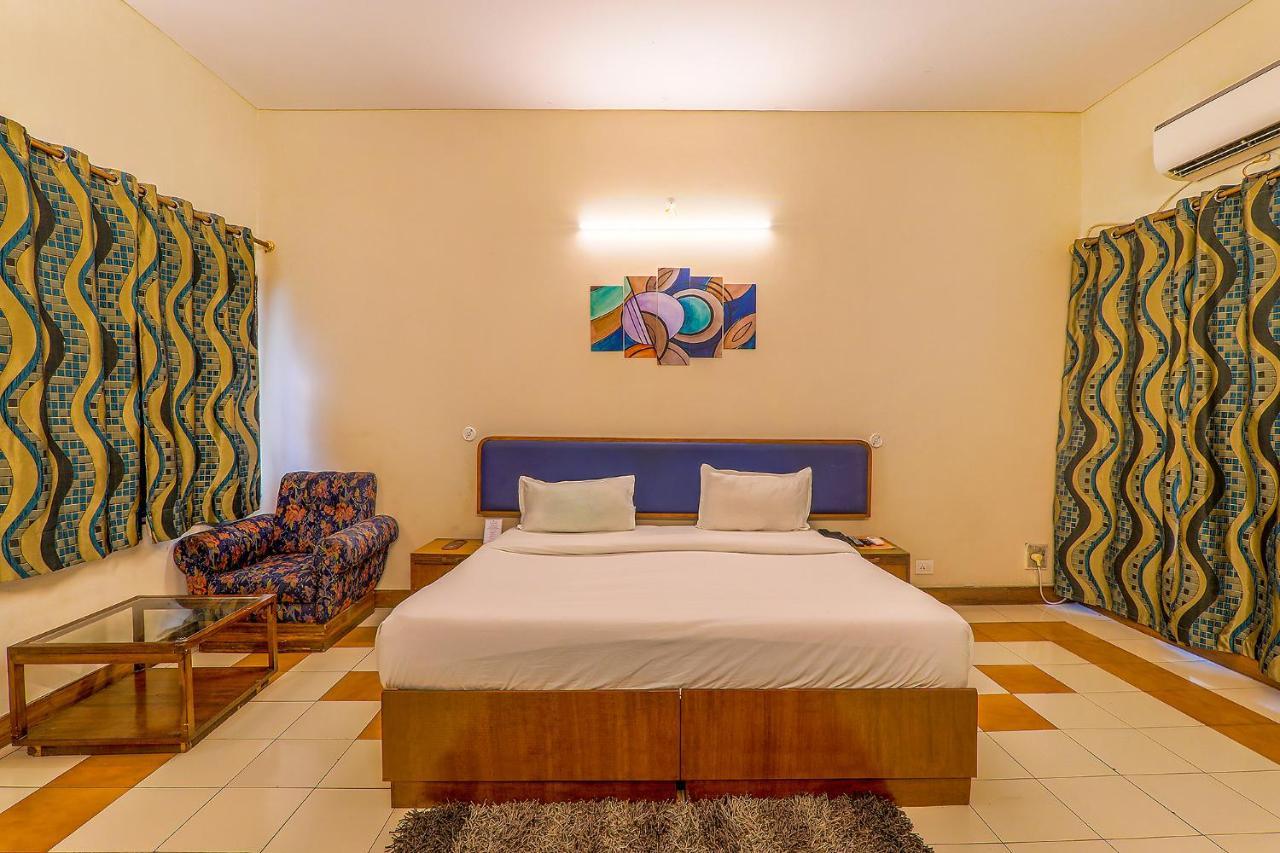 Hotel Executive Hasanganj Exteriér fotografie