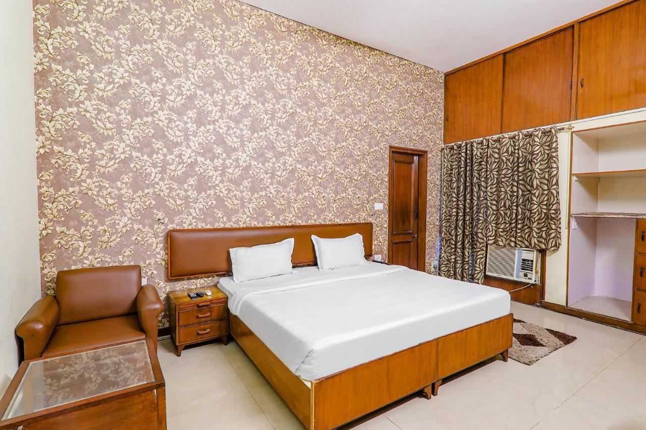 Hotel Executive Hasanganj Exteriér fotografie