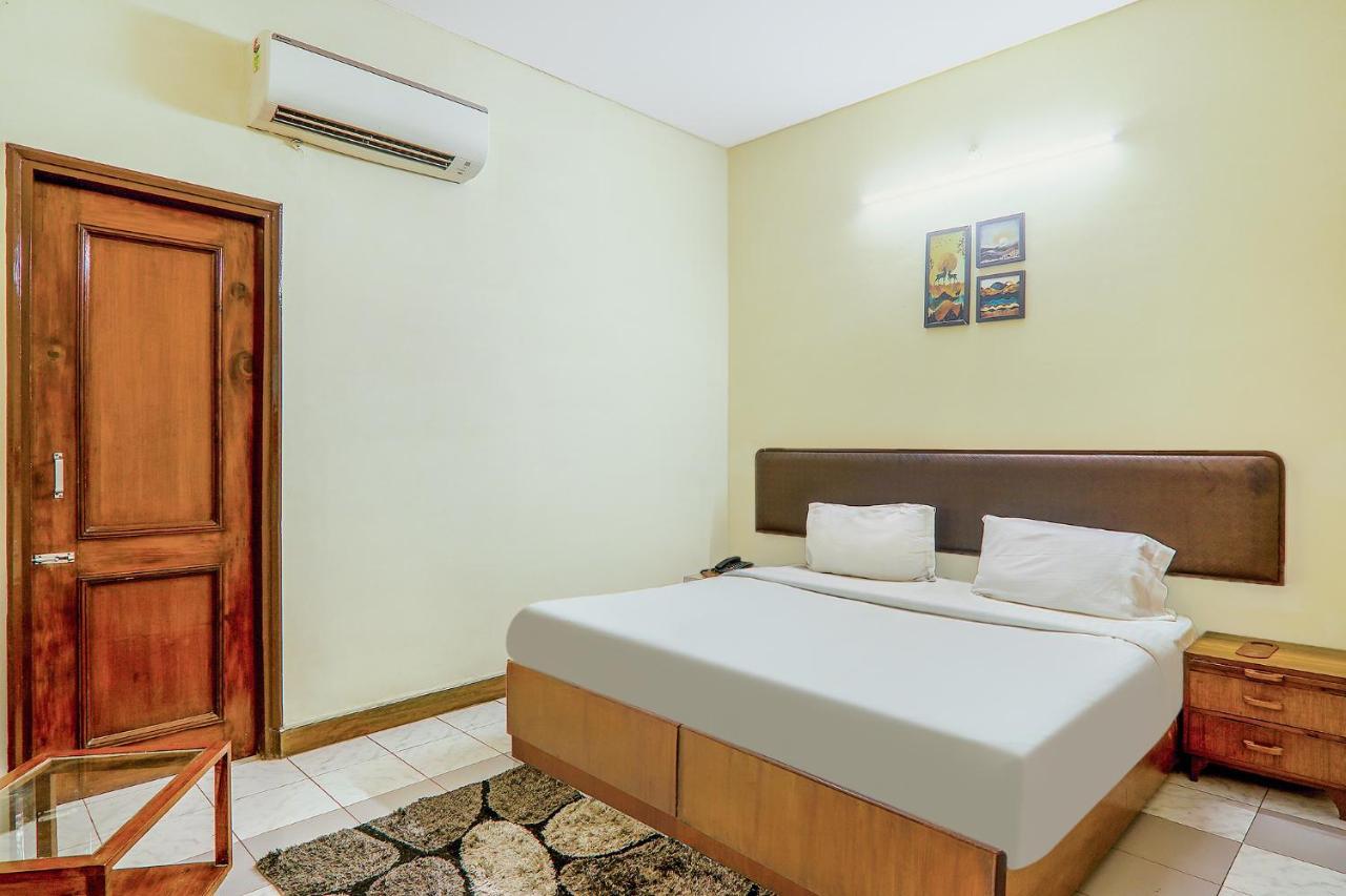 Hotel Executive Hasanganj Exteriér fotografie