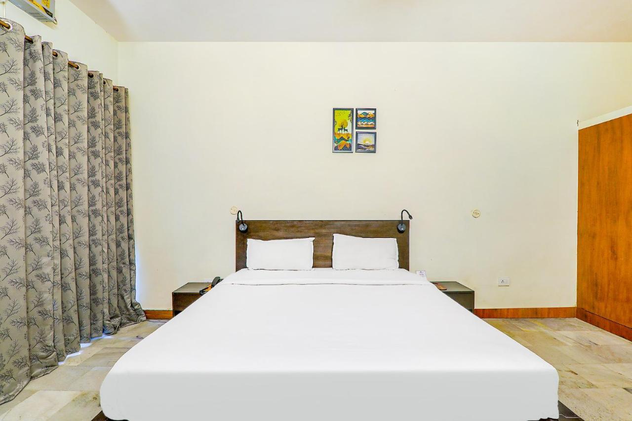 Hotel Executive Hasanganj Exteriér fotografie