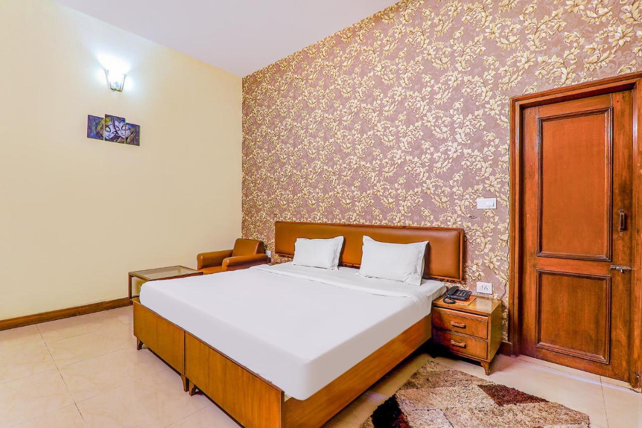 Hotel Executive Hasanganj Exteriér fotografie